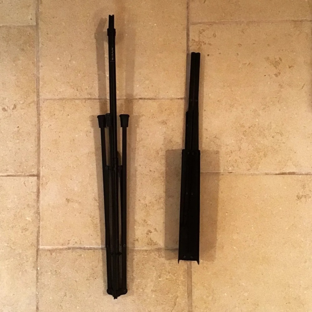 Music stand - Picture 3 of 3
